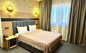 Отель Golden Palace